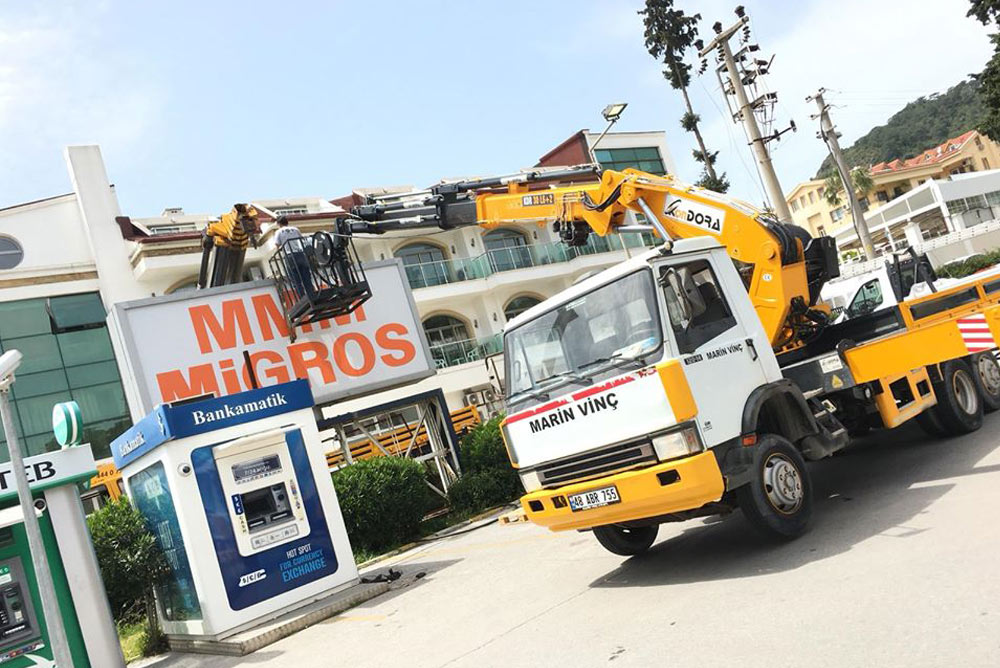IVECO (10 TON)