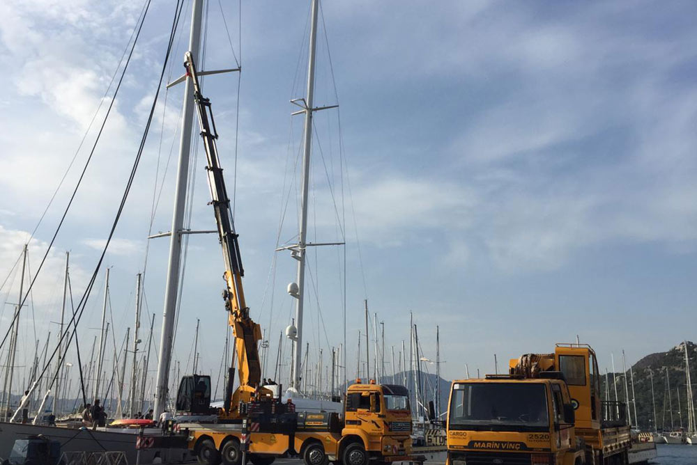 MAN VOLVO(100 TON)